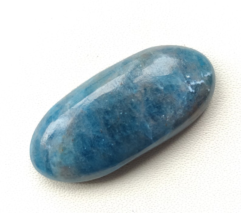 Natural Apatite oval shape for jewelry cabochons stone loose gemstone top quality handmade gemstone jewelry 30x14x6m 26.cts