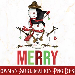 Pode incluir: Uma ilustra&ccedil;&atilde;o digital de dois bonecos de neve com cachec&oacute;is de bolinhas vermelhas e brancas, chap&eacute;us pretos e luvas marrons. Os bonecos de neve est&atilde;o segurando galhos com enfeites. A palavra "MERRY" est&aacute; escrita em letras vermelhas e verdes abaixo dos bonecos de neve. Design PNG de sublima&ccedil;&atilde;o de boneco de neve.
