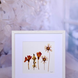 Mothers day gift,Pressed Flower Artwork Aesthetic,Herbarium Pressed,Mum frame,Mum Gift,Gift for Mom,Gift for Mom from Daughter,Pressed Frame image 2