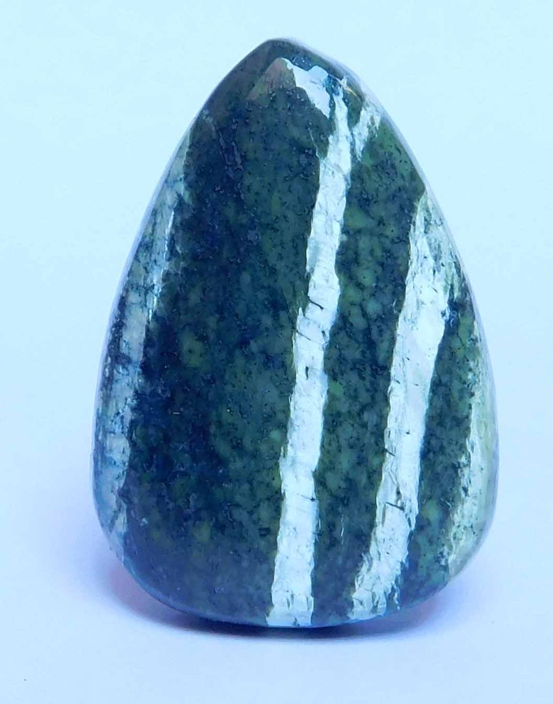 100/% Natural Beautiful Design Silver Flash Green Swiss Opal Pear Shape Loose Gemstone Well Polished Crazy Lace loose stone 36Cts 32x22x6mm
