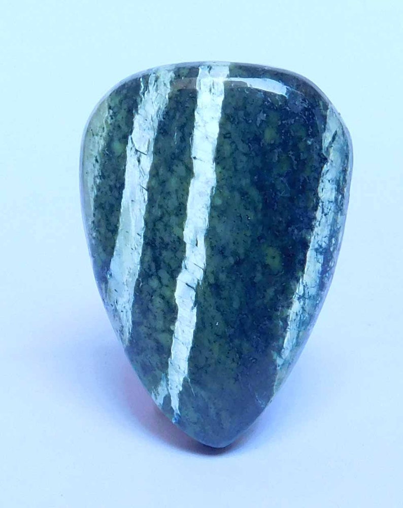 100/% Natural Beautiful Design Silver Flash Green Swiss Opal Pear Shape Loose Gemstone Well Polished Crazy Lace loose stone 36Cts 32x22x6mm