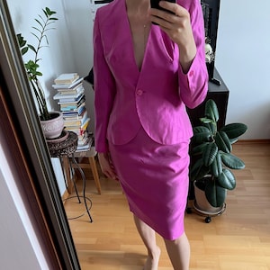 YSL Yves Saint Laurent Anzug Vintage Seide rosa Blazer Jacke und Rock Größe S