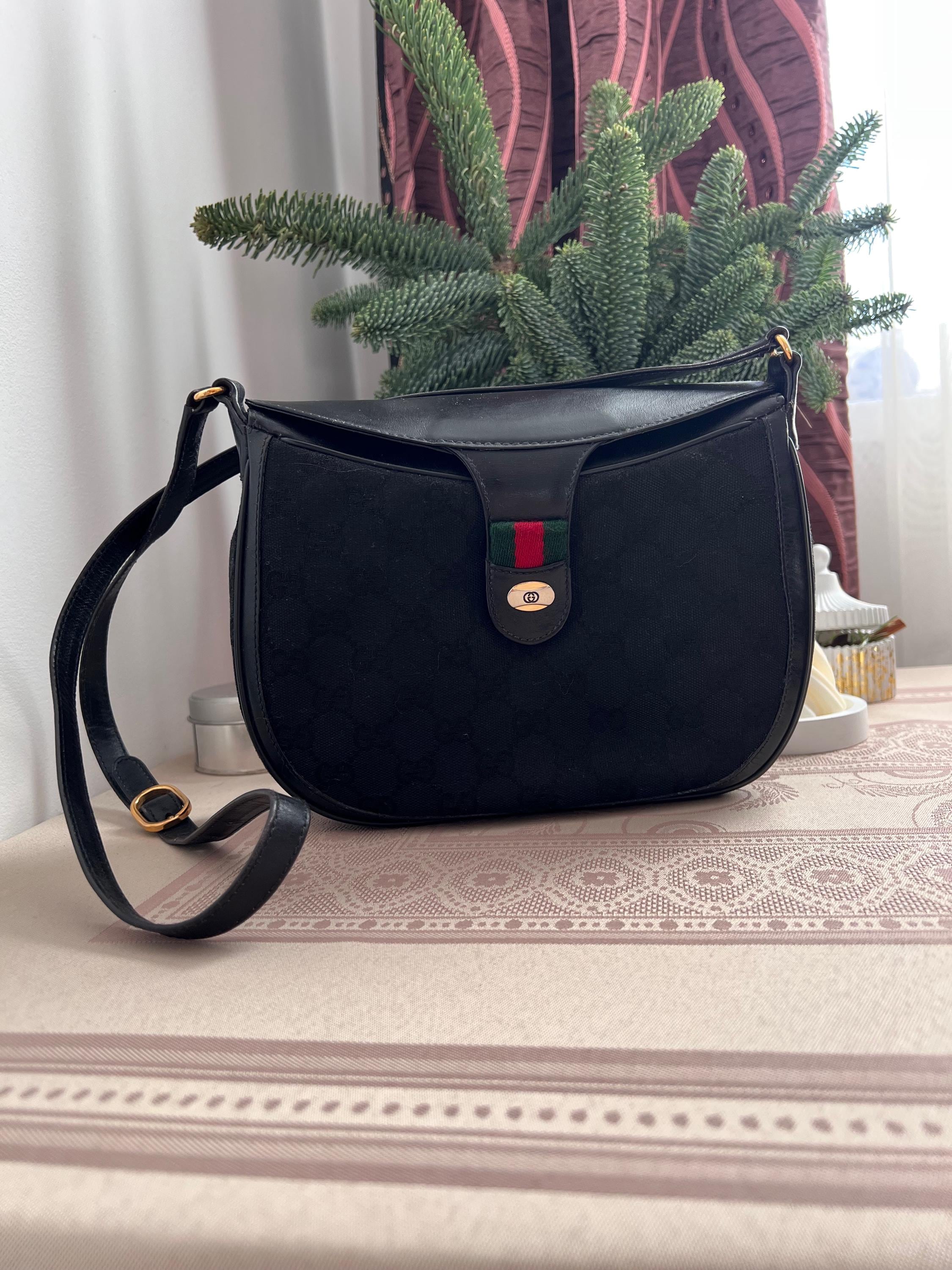 バッグ Gucci Vintage GG Canvas Shoulder Bag 1980's Gucci Waxed Classic Monogram Canvas Crossbody Bag