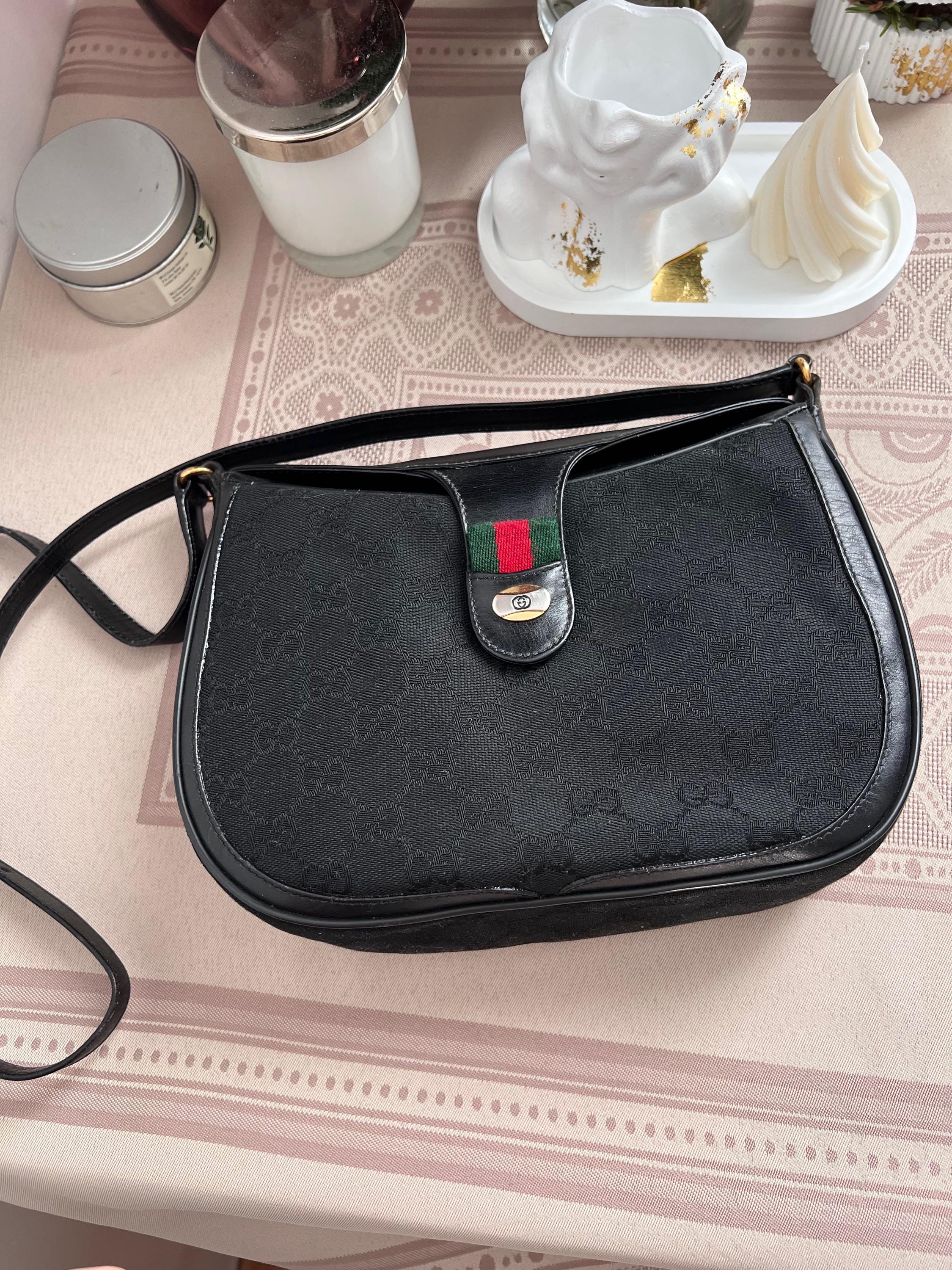 GUCCIベロアvintageバッグ✦ Rare vintage Gucci GG Velvet Shoulder Bag 🫒 Designed by Tom Ford