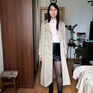 Burberrys Woman&#39;s vintage brown coat size M