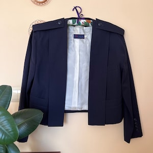 ESCADA vintage crop classic jacket size M