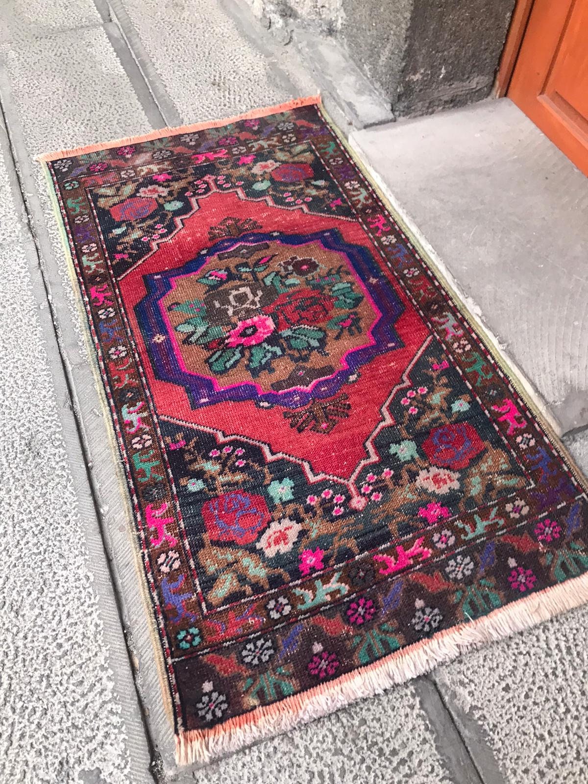 Vintage Small Persian Rug Mini Persian Rug Vintage Bath Mat Etsy