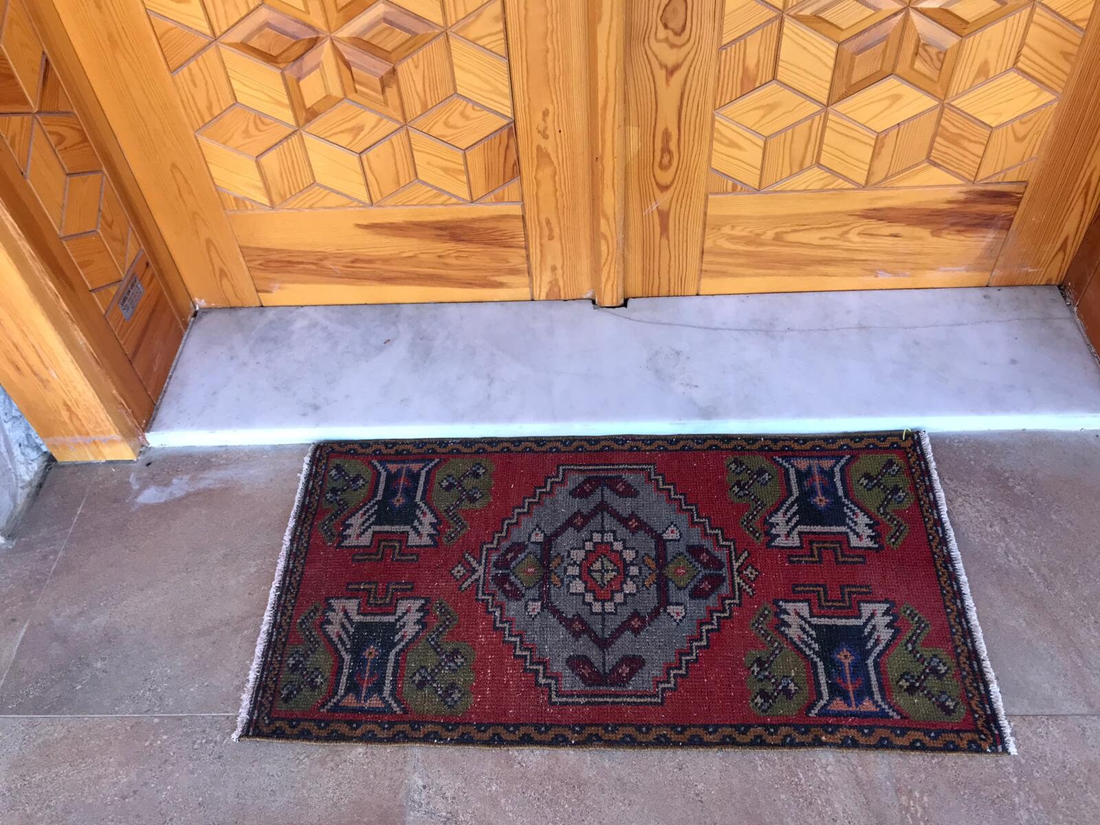 Rug floor rug small floor rug Rugs floor rug meaning Area Etsy