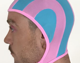 Stripe swim cap with chinstrap and buckle detail - Pink & Blue