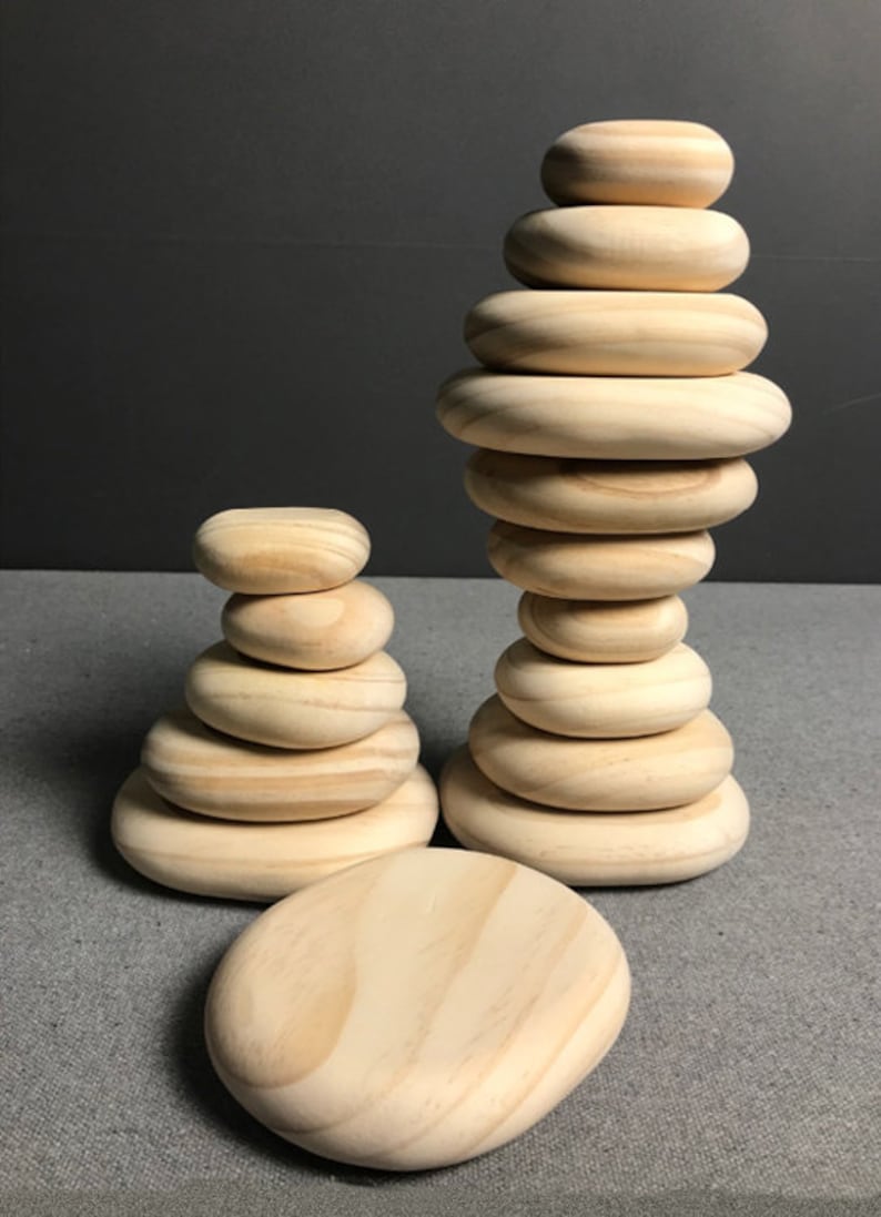 Smooth stone stack Wooden toy Montessori Waldorf Toy Natural Color Baby Building Blocks boy play toys 16pcs Wood Balance toy Stones