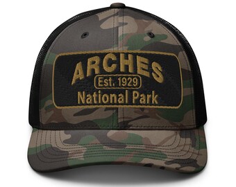 Gorra de camuflaje del Parque Nacional Arches: Gorra Otto con parche bordado