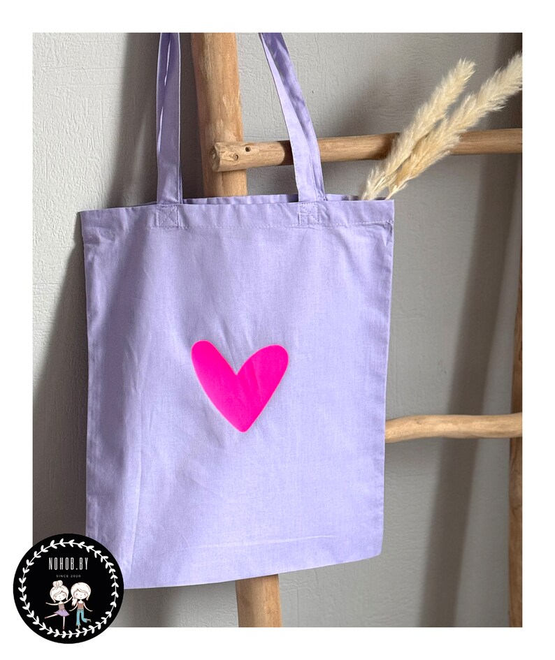 Stoffbeutel Herz Tote Bag Baumwolltasche Einkaufstasche mit Herz Neonpink Geschenkverpackung Bild 1