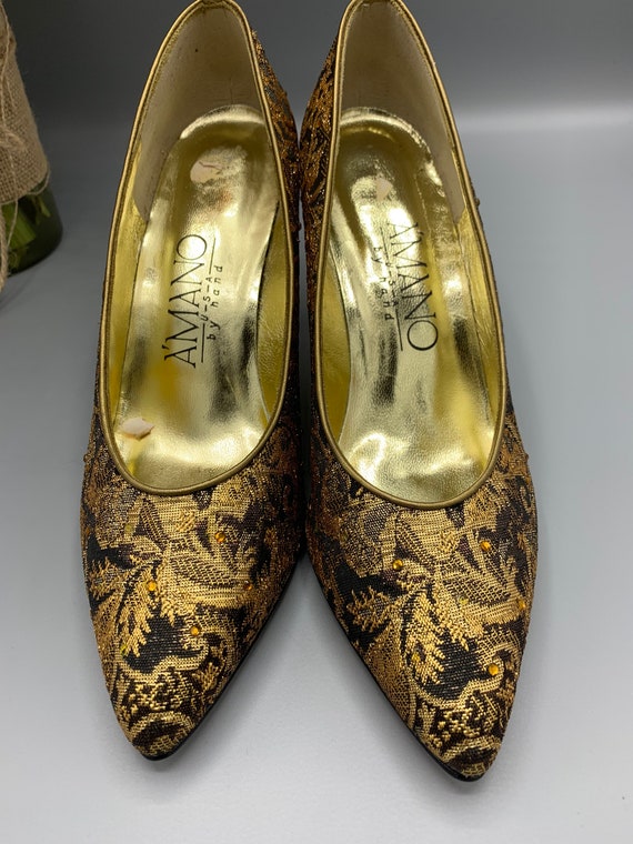 Vintage tapestry gold Amano shoes