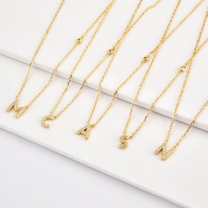 Colar inicial Colar de letras Colar de fonte Gargantilha banhada a ouro 18k Colar de prata esterlina 925 Pequeno pingente inicial Cz Monograma Colar