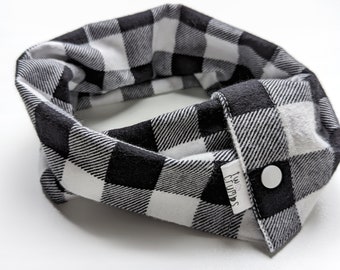 Black and White Plaid Scarf for Toddlers, Neck Warmer for Kids, Child Infinity Scarf, Buffalo Plaid Flannel Scarf, Gift for Cold Weather