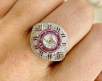 Antiker Art Deco Rubin Diamant Ring: 18 Karat Gold Bombe Ring