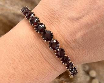 Antique 14ct Gold Edwardian Faceted Garnet Bangle, Vintage Gold Bracelet