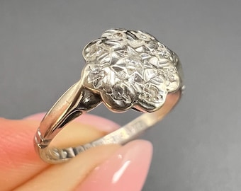Vintage 18ct White Gold, Diamond Daisy Illusion Cluster Ring, Hallmarked Birmingham 1970