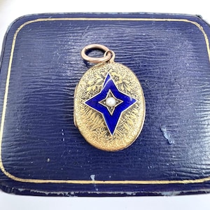 Antique 15ct Yellow Gold, Victorian Seed Pearl & Blue Enamel Star Oval Shaped Locket