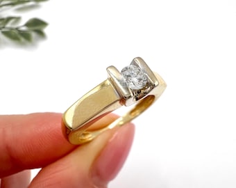 Vintage 18ct Yellow Gold, Brilliant Cut Diamond Single Stone Engagement Ring