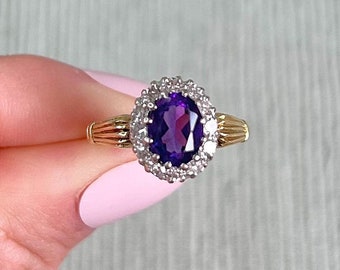 Vintage 18ct Gold 1970’s Amethyst & Diamond Oval Cluster Ring, Hallmarked London 1971