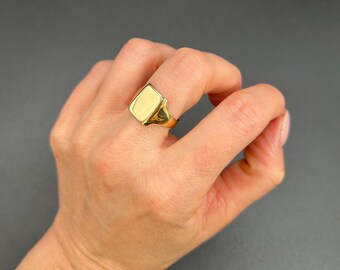 ヴィンテージ 18カラット イエローゴールド 長方形 シグネットリング