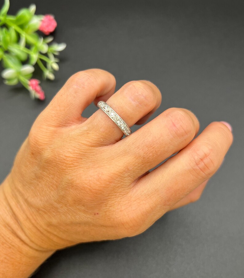 Antik platina från 1920-talet, fransk stämplad, alliansring med 1,20 karat diamant, vigselring bild 3