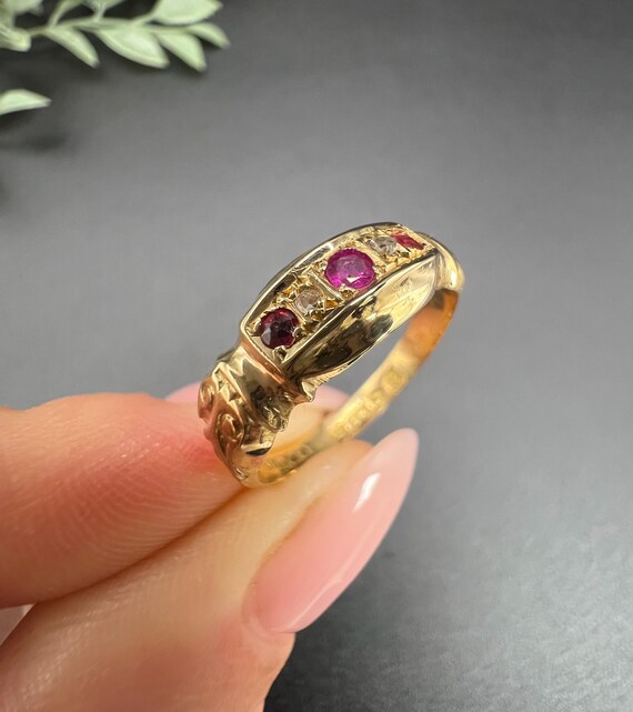 Antique 18ct Gold, Ruby & Diamond Five Stone Gyps… - image 4