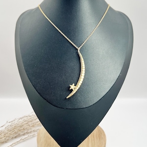 Colgante antiguo de oro de 15 quilates con media luna y estrella de estilo eduardiano y perla, Celestial Jewellery