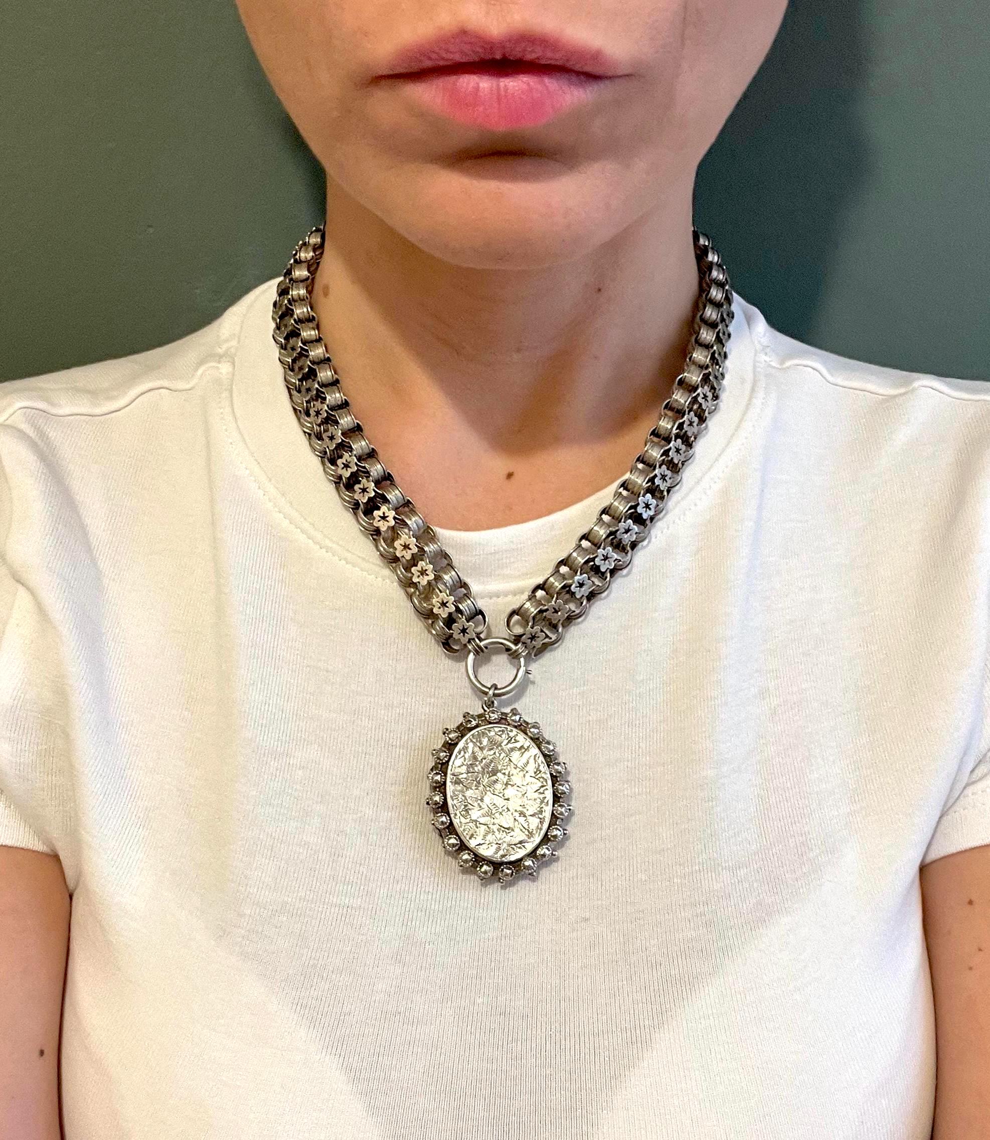 アンティーク スターリングシルバー、ビクトリア朝のブックチェーン