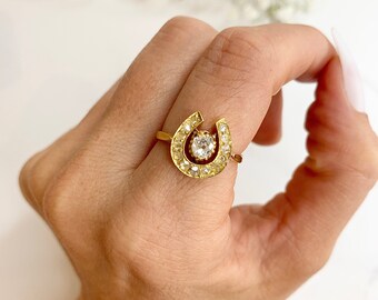 Antique 18ct Gold Victorian Diamond Horse Shoe Ring