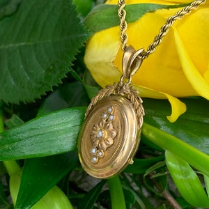 Victorian Gold & Seed Pearl Locket image 6