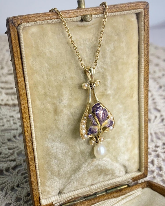 14ct Gold Art Nouveau Enamel Pendant