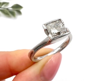 Vintage 18ct White Gold, Princess Cut Diamond Single Stone Engagement Ring