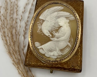 Viktoriansk Hebe & Zeus snäckskal stor kameo 9ct brosch, cirka 1900