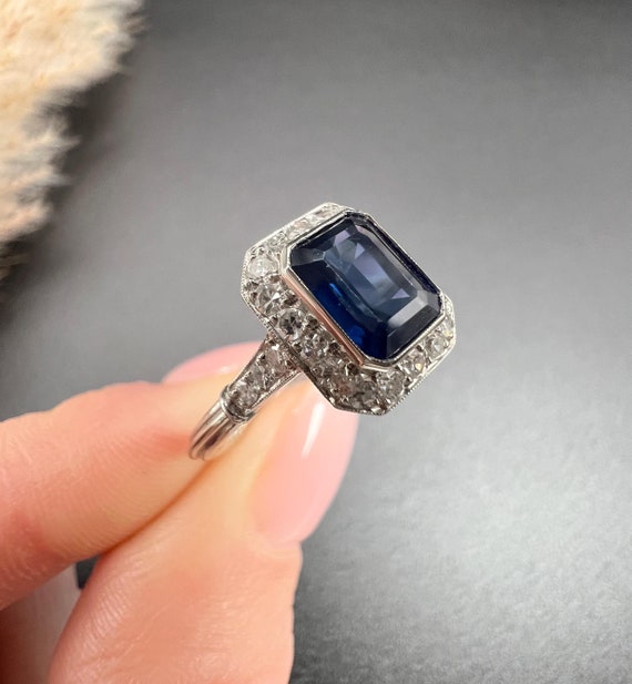中古 18カラット ホワイトゴールド、アールデコ調 サファイア 中古 18カラット ホワイトゴールド、アールデコ調 サファイア