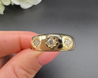 Vintage 18ct Yellow Gold, 1960s 3 Stone Diamond Band Ring