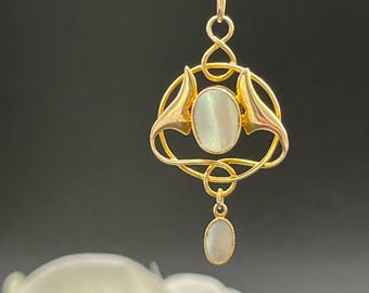 Antique Designer Murrle Bennett, 9ct Gold, Art Nouveau Mother of Pearl Pendant Necklace