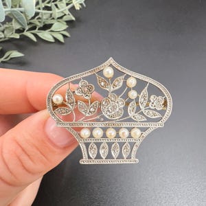 Antique 18ct Gold & Platinum, Edwardian era Belle Epoque Diamond and Pearl Flower Basket Brooch/Pendant