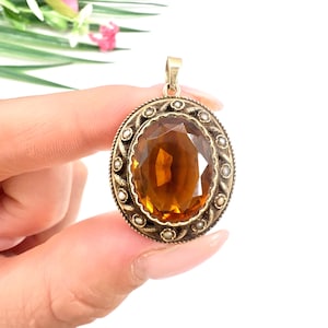 Antique 15ct Gold, Victorian Fancy Citrine & Seed Pearl Oval Shaped Locket