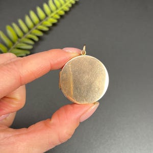 Antique 9ct Rose Gold, Edwardian Large Round Locket, Hallmarked Birmingham 1908