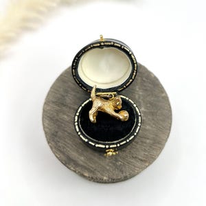 Vintage 9ct Gold Kitten Pendant: Birmingham 1969 Cat Charm