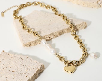 Nora Necklace / Freshwater Pearl / Heart Pendant / Chain Necklace / 14K gold / Water-resistant, hypoallergenic, anti-tarnish / Gifts For Her