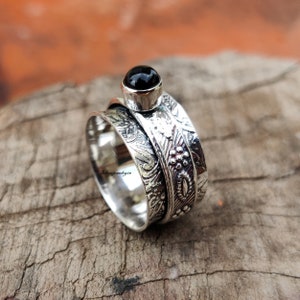 Black Onyx Ring, Gemstone Ring, Spinner Ring, Anxiety Ring, Fidget Ring, Promise Ring, Meditation Ring, Worry Ring, Thumb Ring, Women Ring