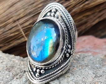 Bague labradorite Bague en argent sterling 925 Bague avec pierres précieuses Bague populaire Bague fait main Bague femme Cadeau pour elle Bijoux en argent Belle bague