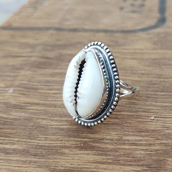 Cowrie Ring, Sterling Silver Shell Ring, Natural Shell Ring, Cowry Kauri Shell, Ibiza Ring, cowrie Silver Ring, Boho Yoga Ring, Gift for mom
