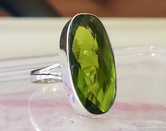 Anello Peridoto, Anello in argento sterling, Gioielli Peridoto, Anello ovale, Anello a punta, Anello Sorella, Anello di dichiarazione, Anello delicato, Anello solitario