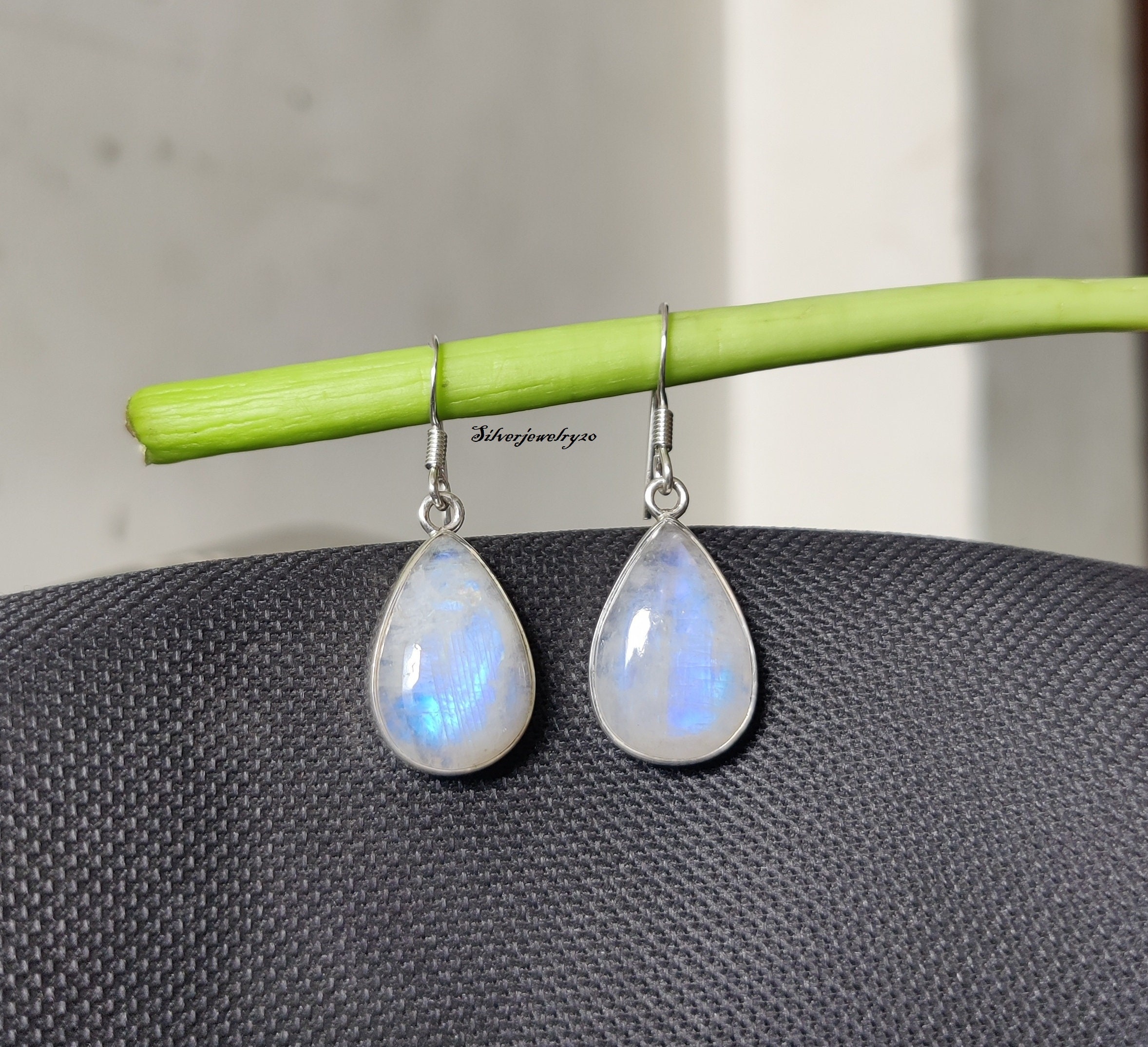Orecchini A Goccia Con Nodo Celtico E Pietra Di Luna Viola - Argento 925, Anallergici, In Confezione Regalo