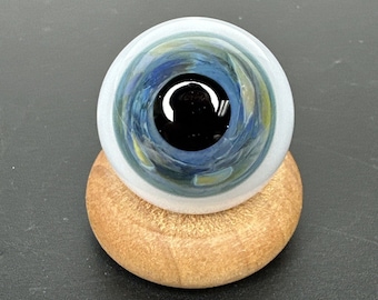 Zeitgenössische Kunst Glas Augapfel Marmor 3,1 cm Swirly blau grün, handgemachte MIB Boro, berauschendes Borosilikat Auge, Glasauge, Kuriosität Geschenk, einzigartig Kugel