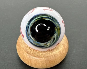 Zeitgenössische Kunst Glas-Augapfel-Marmor 1,12 cm, blutunterlaufenes Auge, Swirly Iris, handgemachtes Borosilikat MIB, Boro-Marbles, Heady